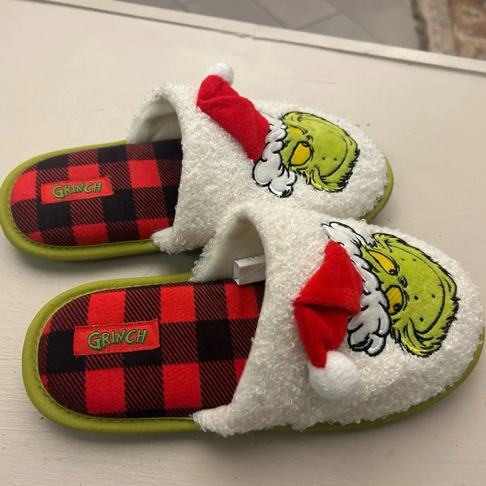 Christmas Kids Grinch Slippers with Santa Hat - White and Green L-2-3